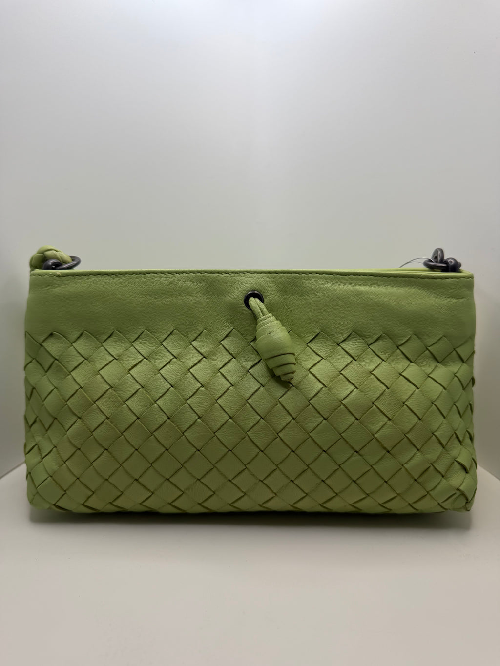 BOTTEGA VENETA Intrecciato Woven Leather Frame Pochette Mint Wristlet