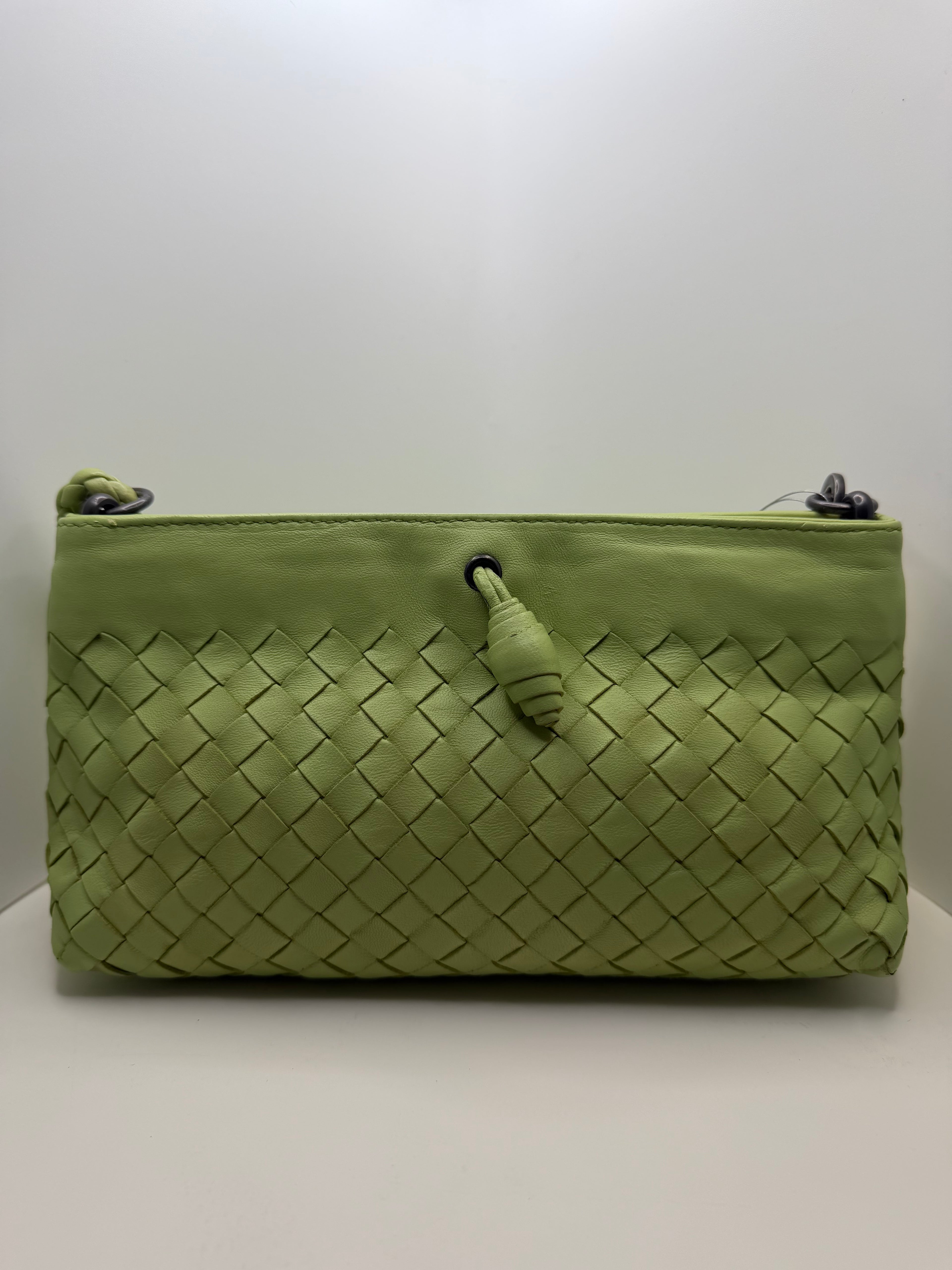 BOTTEGA VENETA Intrecciato Woven Leather Frame Pochette Mint Wristlet