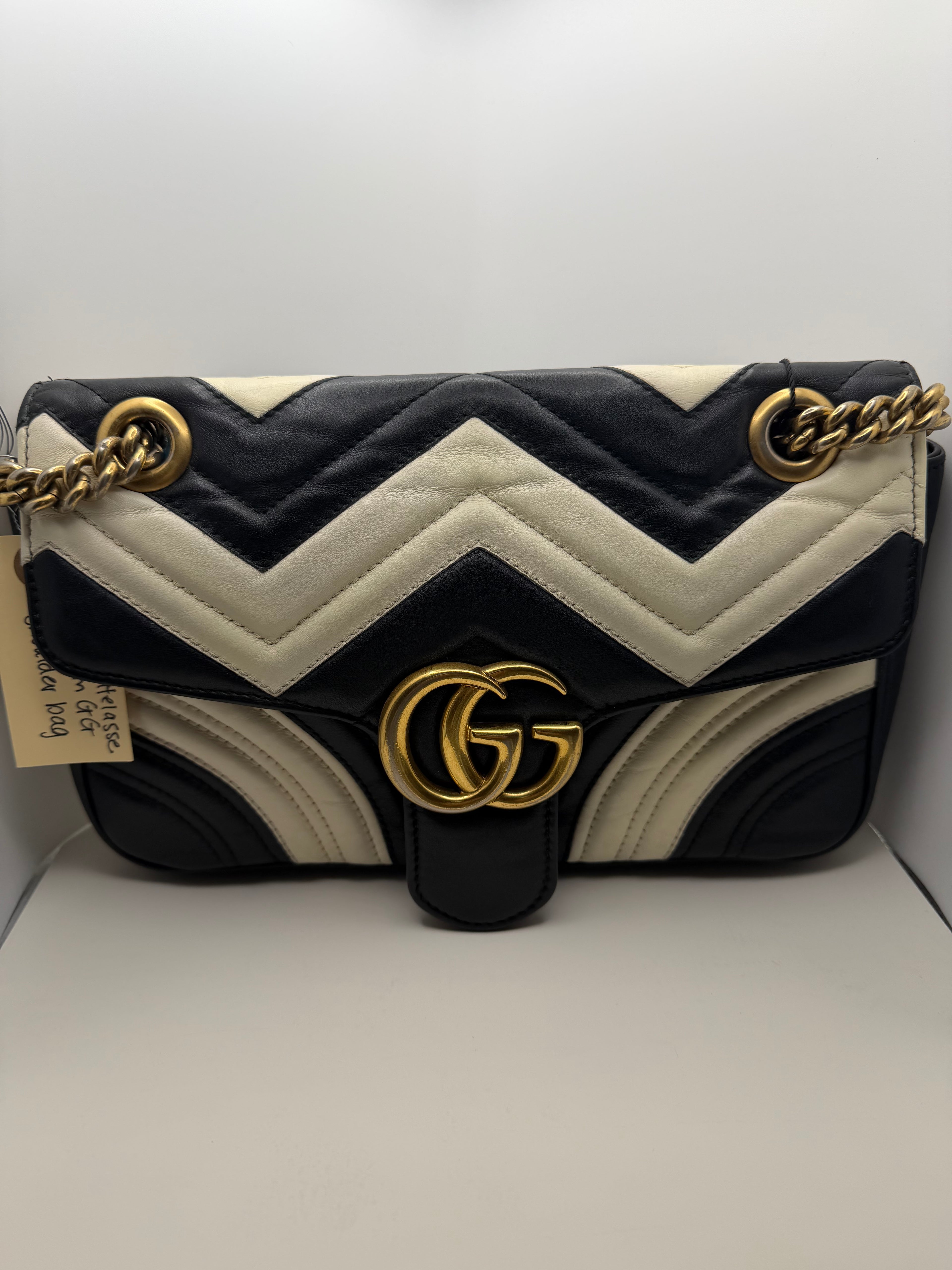 Gucci Calfskin Matelasse Medium GG Marmont Shoulder bag, Black & white  w/ dustbag