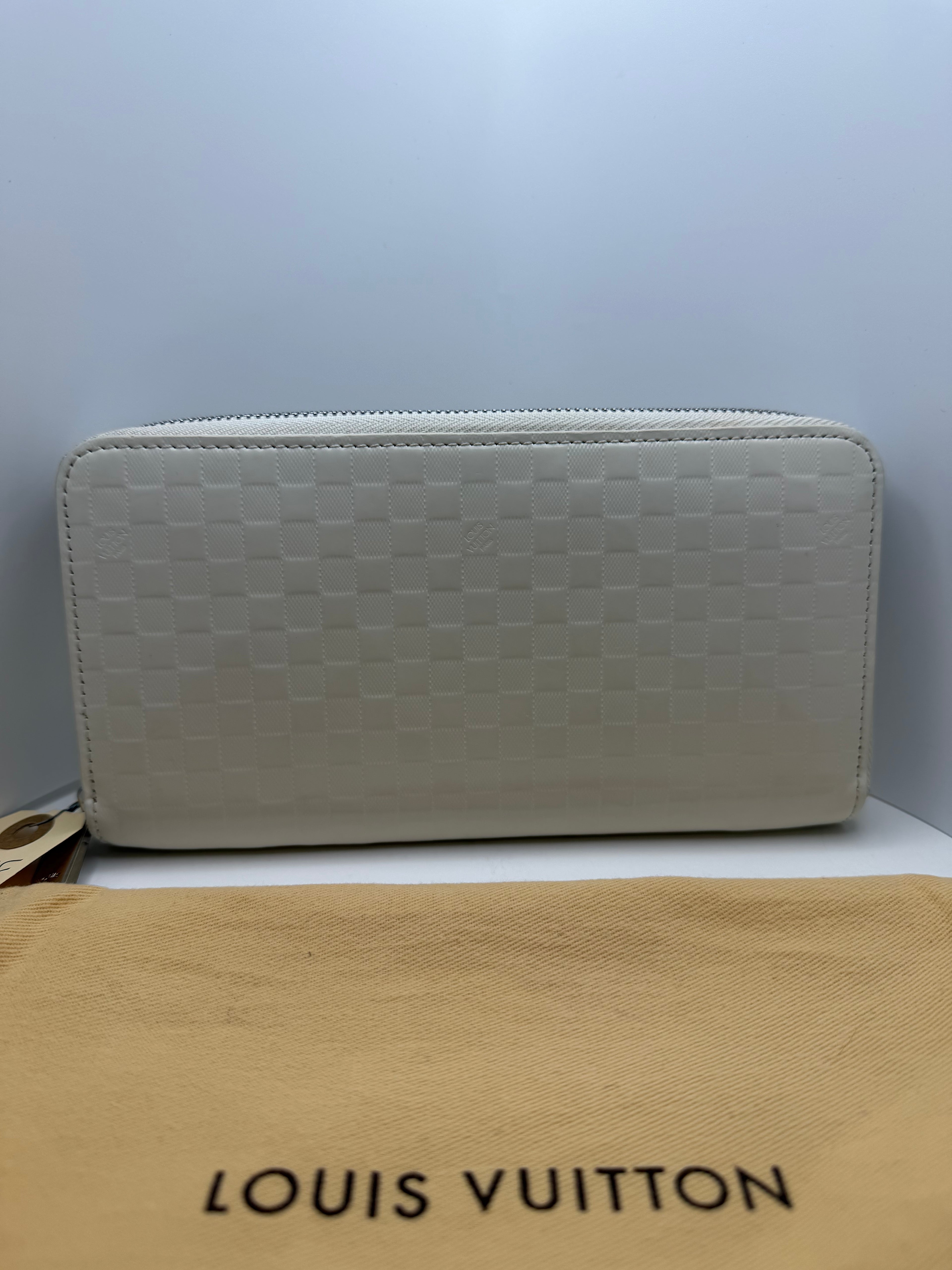The Louis Vuitton Printemps-Été 2013 Zippy Wallet